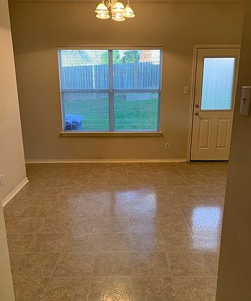 3rd image of 7114 Painter Way