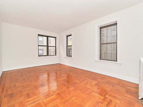 3rd image of 56 Bennett Ave APT 1K