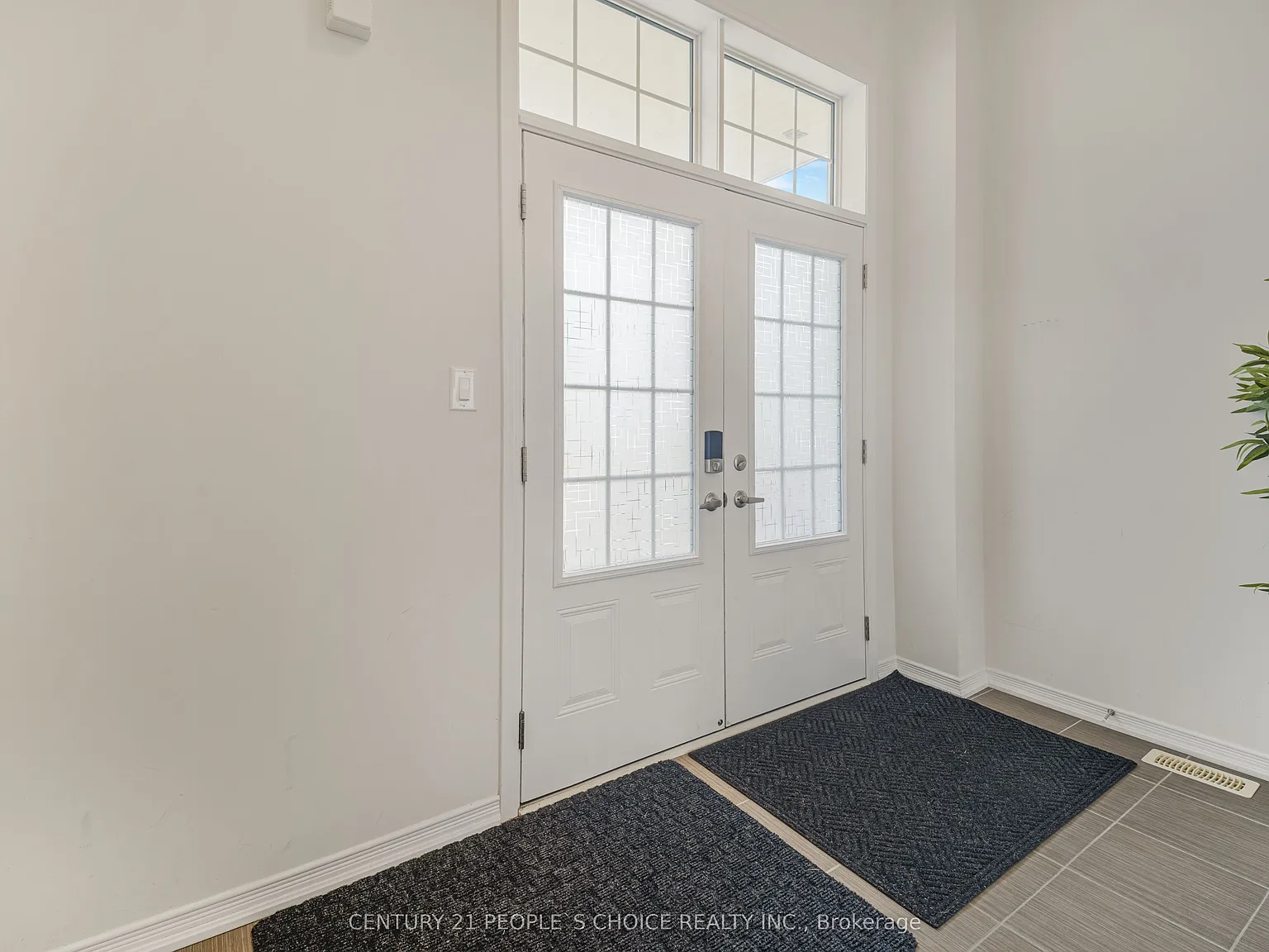 5 bed, $3,200 — Photo 4