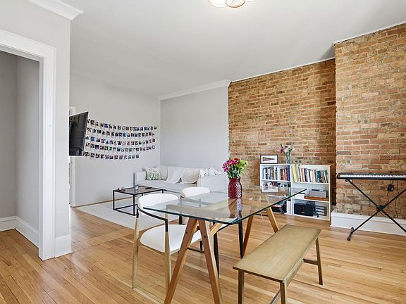 3rd image of 5464 S Woodlawn Ave #3W