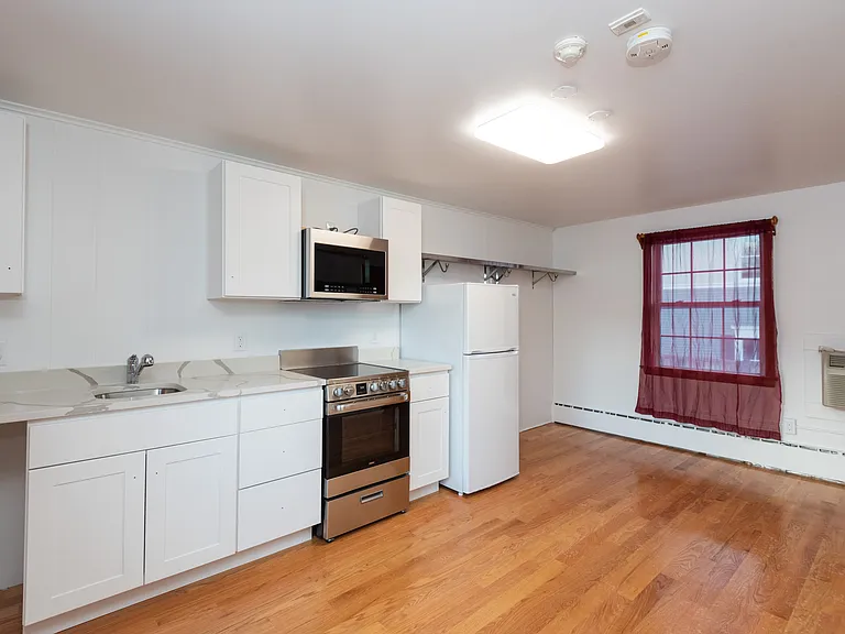 120 County Rd #16 — Photo 3