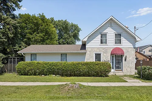 211 Casimir St Photo 1
