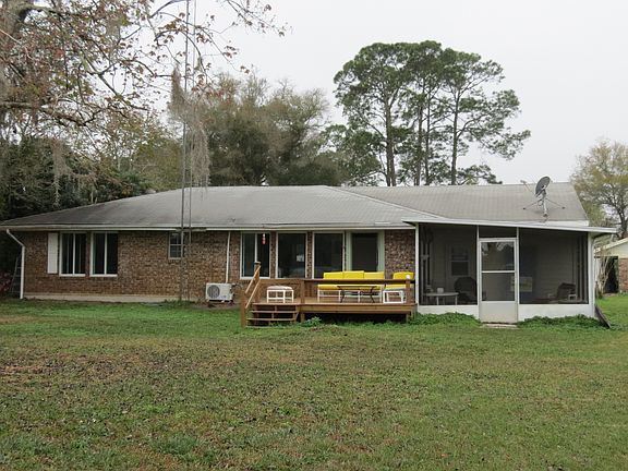 Lakeside entrance from deck
