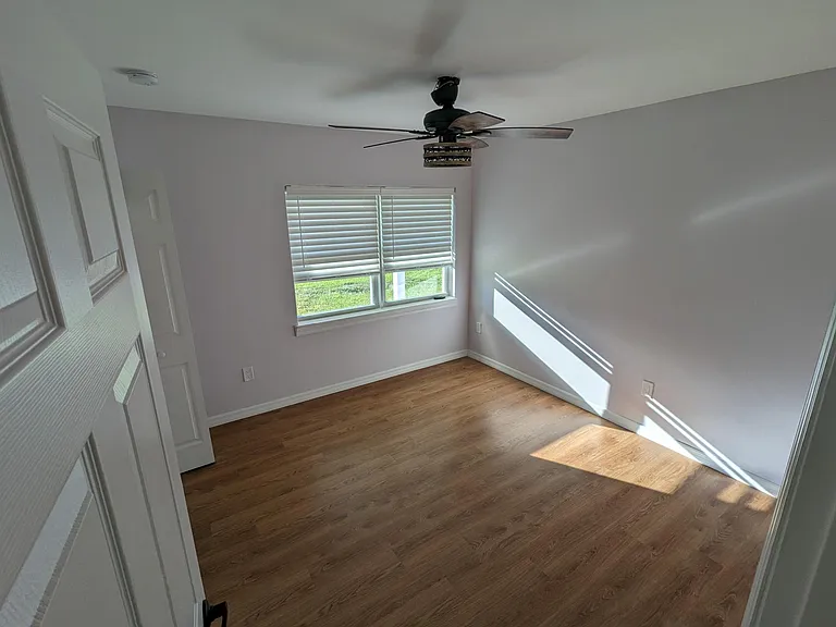 14802 Randolph Ct — Photo 6