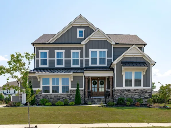 401 Silent Cove Ln, Holly Springs, NC 27540