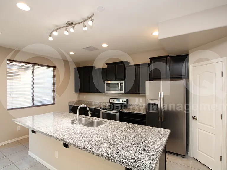 4151 E Toledo St — Photo 2