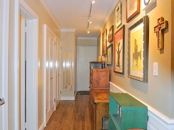 4th image of 316 W 56th St #2A