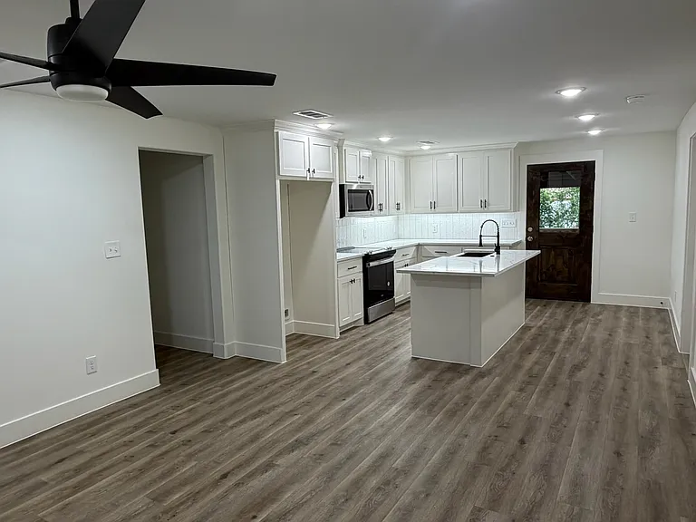 2015 Knight Rd — Photo 3