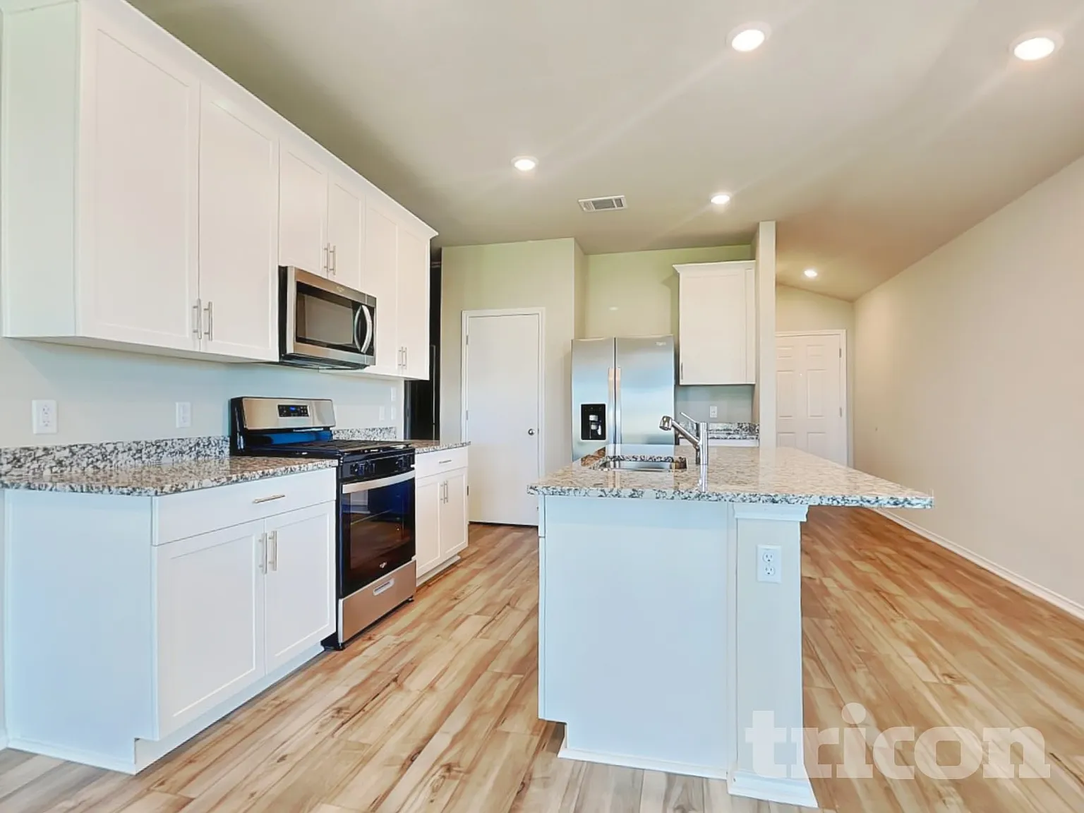 5208 Saddle Club Drive Georgetown TX — Photo 4