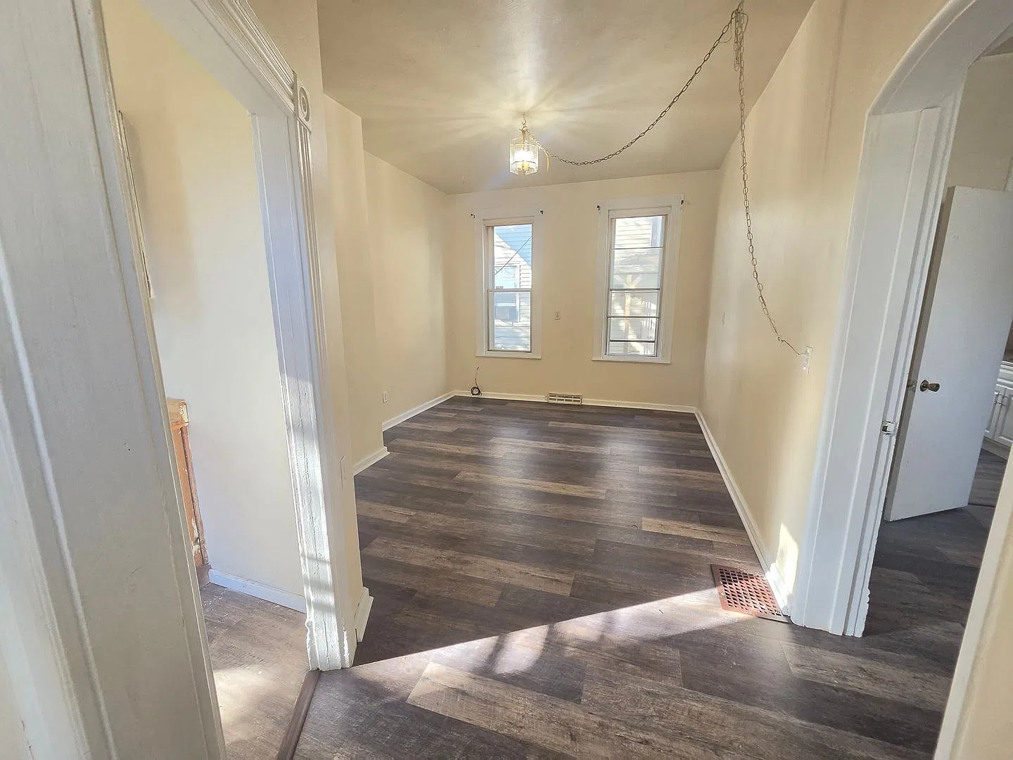 Lower 1 bed west side — Photo 2