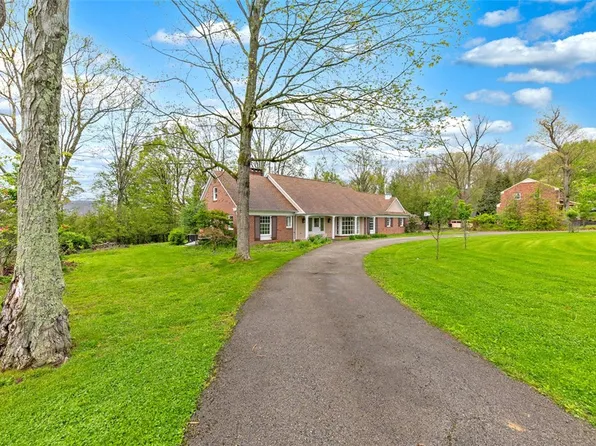 124 Hermitage Cir, Ligonier, PA 15658