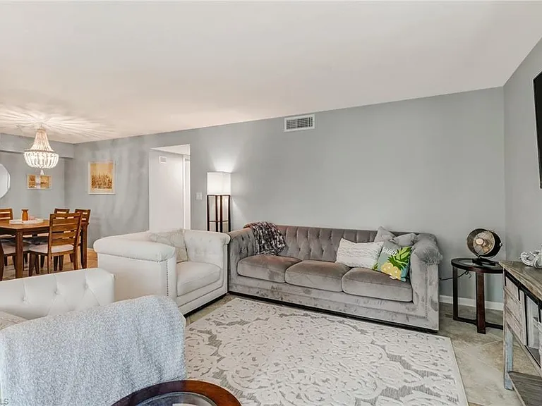 1351 Curlew Ave #104 — Photo 9