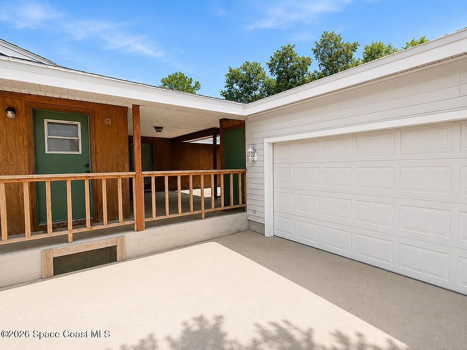 1st image of 581 Borraclough Ave NW