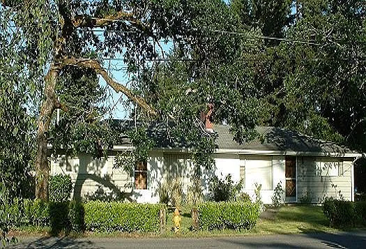 a02 — Photo 2