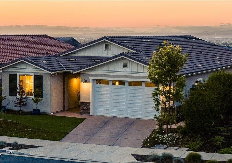 1st image of 1523 Copperberry Way