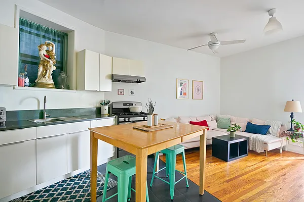 Rented by Compass | media 20