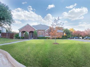 6 Cimarron Ct, Trophy Club, TX 76262