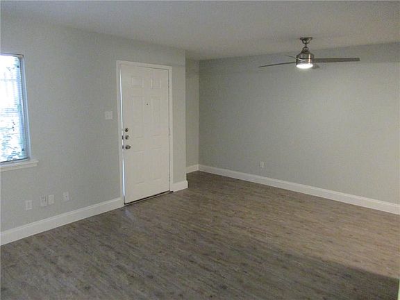 2nd image of 2124 Burton Dr APT 121