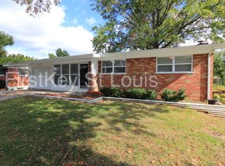 10524 Edgefield Dr, Saint Louis, MO 63136