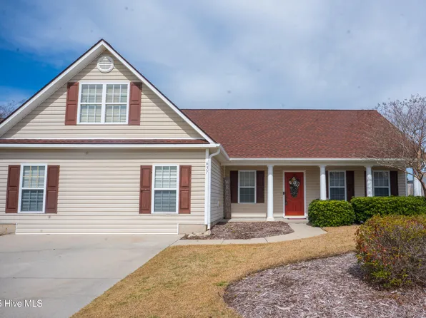 637 Hillside Drive, Wilmington, NC 28412