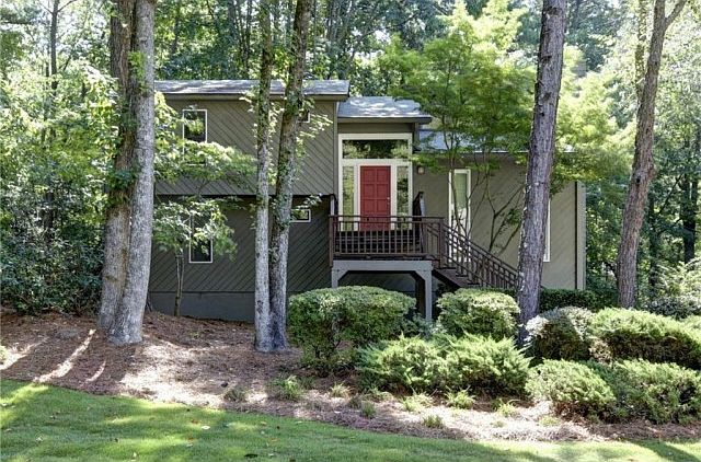 1st image of 3795 Cliff Crest Dr SE