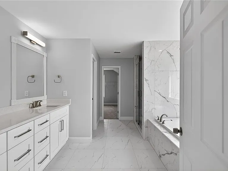 1226 Bloomsbury Ln — Photo 26