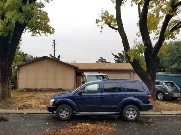 1226 Chadwick Ct, Modesto, CA 95350