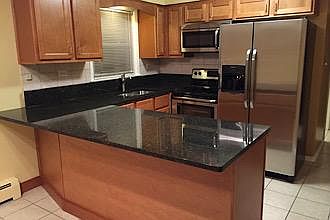 4th image of 6025 W Montrose Ave #2S