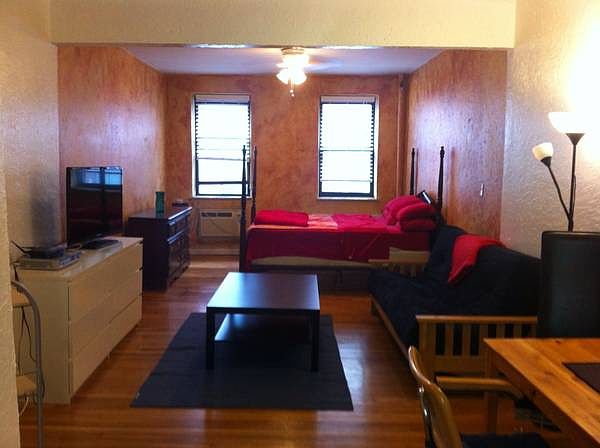 1st image of 533 W 45th St APT 4C