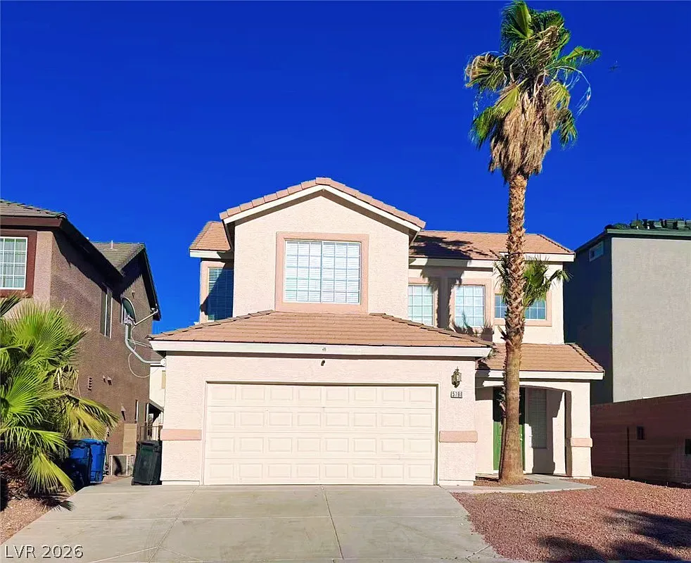 4 bed, 2.5 bath, 2449 sqft, $2,500 — Photo 1