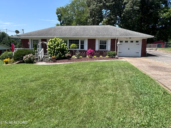 313 Cross St, Clinton, TN 37716