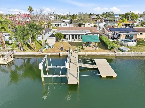 13711 Evelane Dr, Hudson, FL 34667