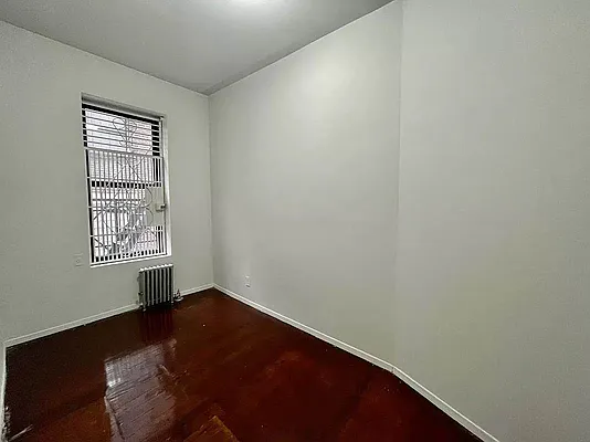 Rented by J PRESTON AND ASSOCIATES INC | media 5