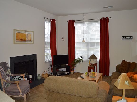 3rd image of 204 Wheatley Dr