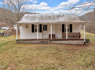 6486 Walnut Grove Rd, Mendota, VA 24270