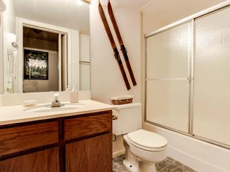 3300 E Fort Union Blvd — Photo 4