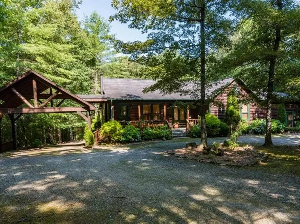 202 Dogwood Dr, Epworth, GA 30541