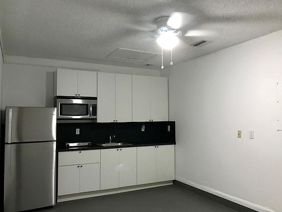 2nd image of 130 Avenue And