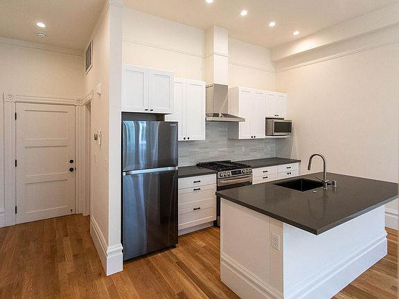 4th image of 1191 Valencia St #1191B