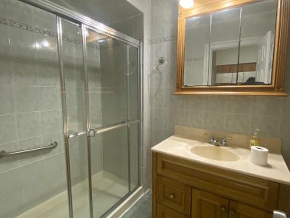 2nd image of 13301 101st Ave Floor 1