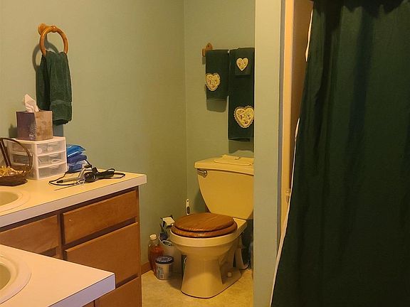 3rd image of 168 Polk St N #91