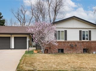 6847 S Hill St, Littleton, CO 80120
