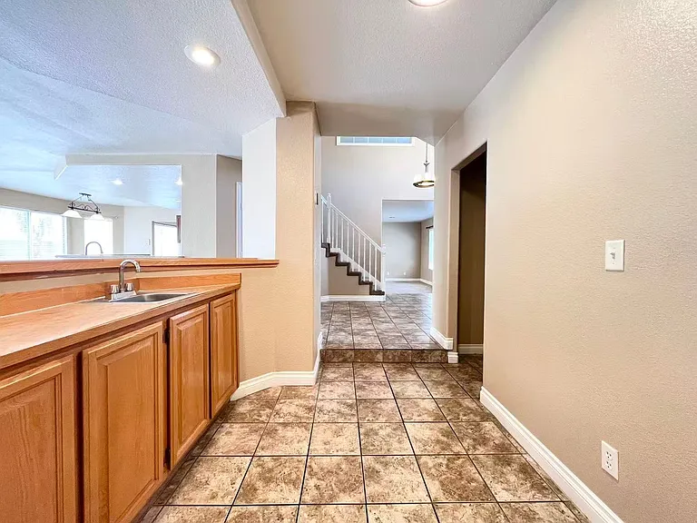 8248 Aqua Spray Ave — Photo 15