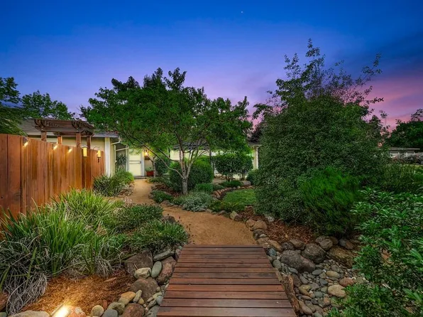 6941 Calvin Dr, Citrus Heights, CA 95621