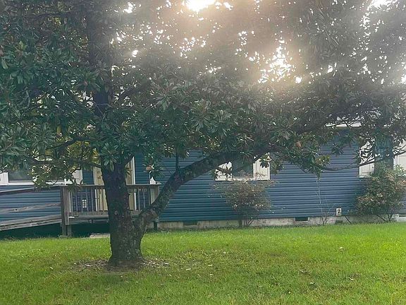 2nd image of 203 Sisson Dr