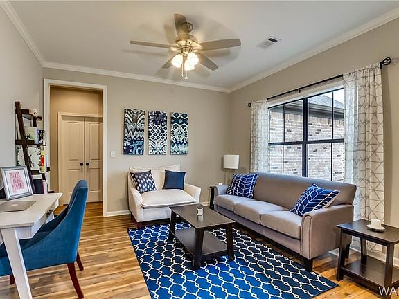 5th image of 1728 Sweetgum Cir