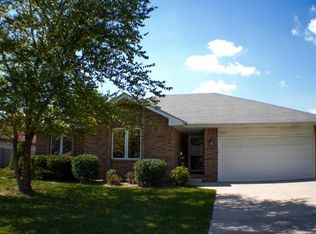 5657 S Jefferson Ave, Springfield, MO 65810