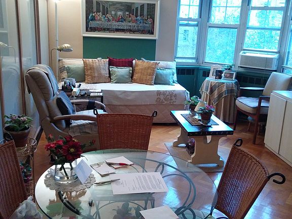 5th image of 180 Cabrini Boulevard #55