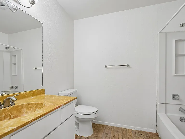 809 Sirocco Dr #A — Photo 20