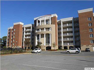 2nd image of 1155 12th St Unit 405